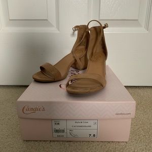 Nude block heel sandal